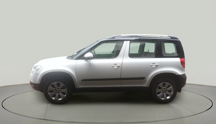 2011 Skoda Yeti ELEGANCE 2.0 TDI CR 4X4, Diesel, Manual, 1,82,806 km, exterior