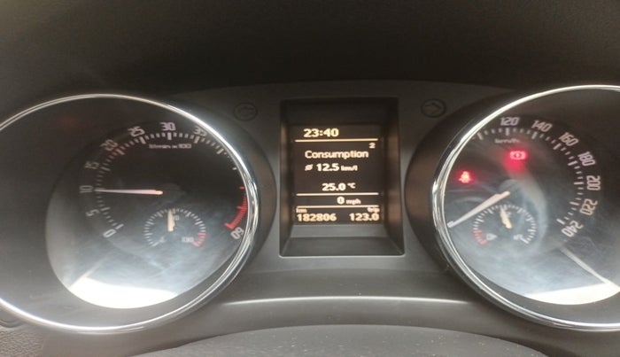 2011 Skoda Yeti ELEGANCE 2.0 TDI CR 4X4, Diesel, Manual, 1,82,806 km, interior