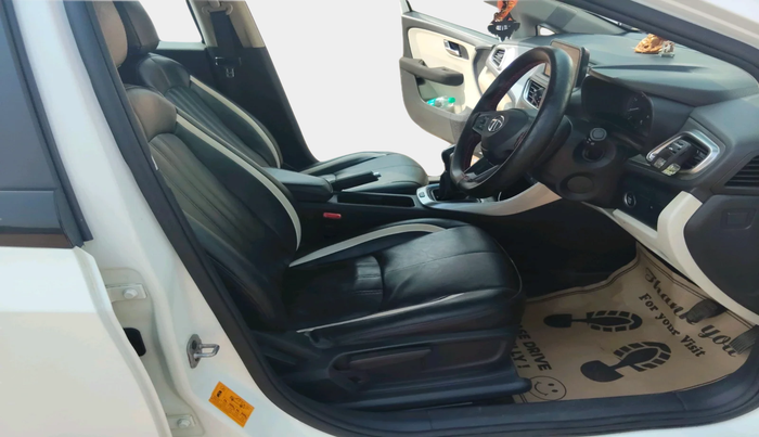 2022 Tata ALTROZ XZ DIESEL, Diesel, Manual, 51,742 km, interior