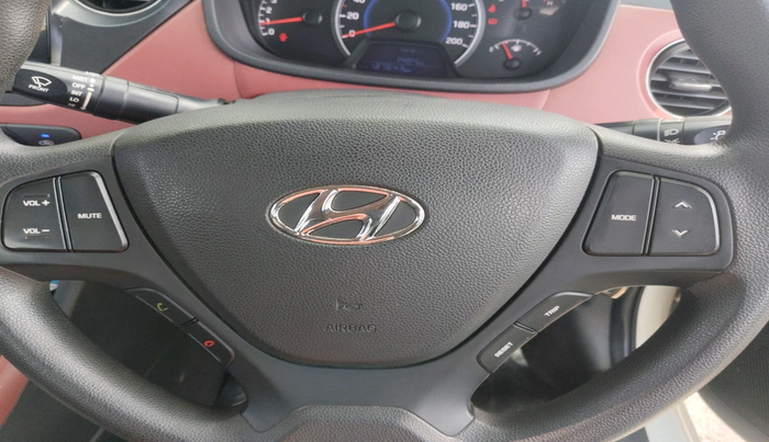 2016 Hyundai Grand i10 1.2 SPORTZ PRIME EDITION VTVT, Petrol, Manual, 1,27,643 km, interior