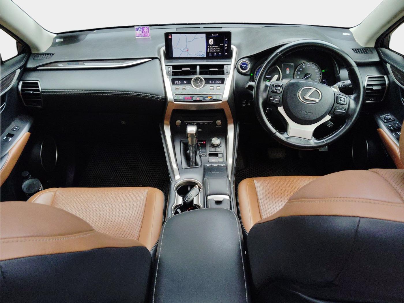 2019 Toyota Lexus NX 300h LUXURY, Hybrid, Automatic, 95,163 km, interior