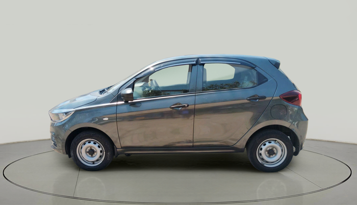 2024 Tata Tiago XE CNG, CNG, Manual, 31,684 km, exterior