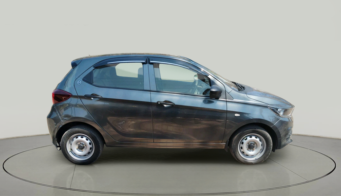 2024 Tata Tiago XE CNG, CNG, Manual, 31,684 km, exterior