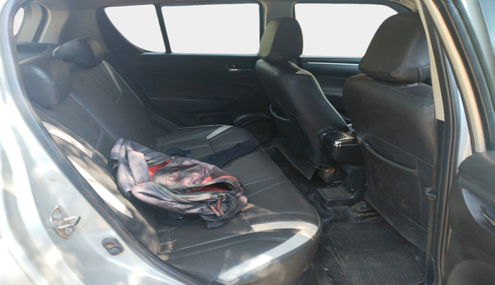 2016 Maruti Swift VXI, Petrol, Manual, 1,21,590 km, interior