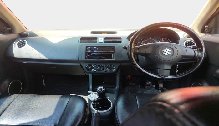 2010 Maruti Swift VXI, Petrol, Manual, 75,568 km, interior