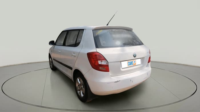 2011 Skoda Fabia ELEGANCE 1.2 MPI, Petrol, Manual, 1,04,523 km, exterior