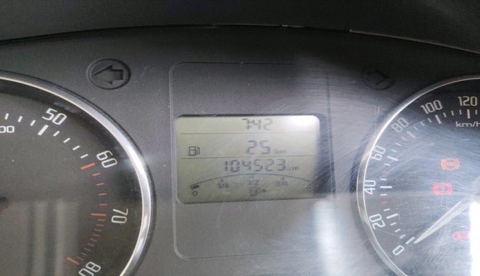 2011 Skoda Fabia ELEGANCE 1.2 MPI, Petrol, Manual, 1,04,523 km, interior