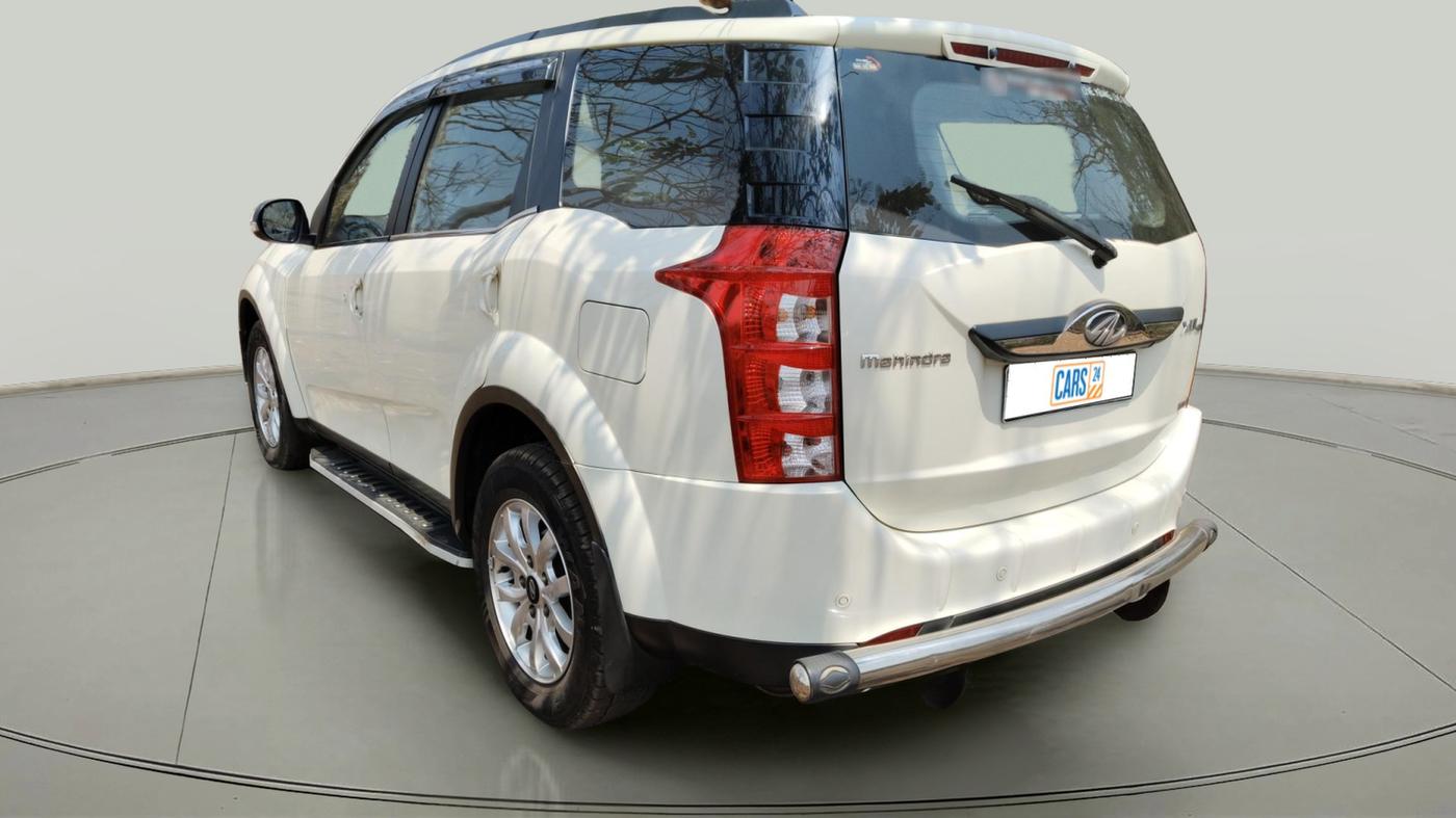 2015 Mahindra XUV500 W10, Diesel, Manual, 83,612 km, exterior