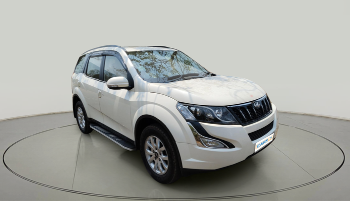 2015 Mahindra XUV500 W10, Diesel, Manual, 83,612 km, exterior