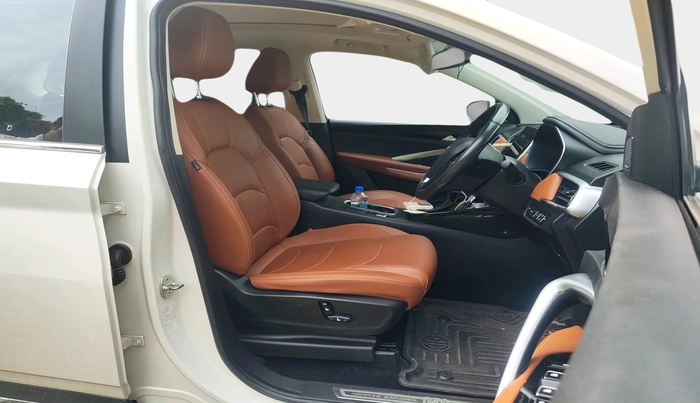 2021 MG HECTOR PLUS SHARP 1.5 PETROL TURBO DCT 6-STR, Petrol, Automatic, 37,567 km, interior