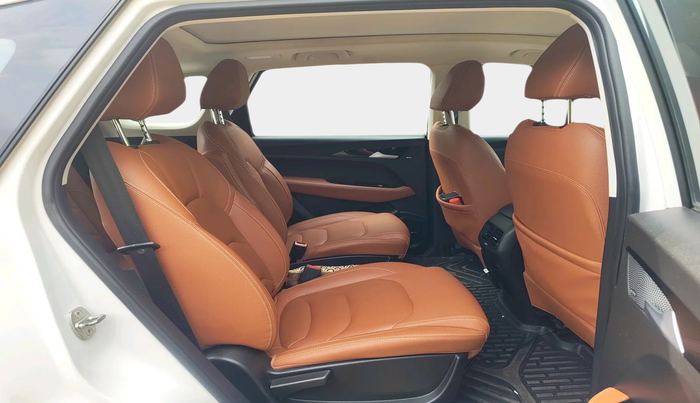 2021 MG HECTOR PLUS SHARP 1.5 PETROL TURBO DCT 6-STR, Petrol, Automatic, 37,567 km, interior