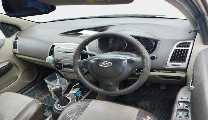 2011 Hyundai i20 MAGNA (O) 1.4 CRDI, Diesel, Manual, 3,95,905 km, interior