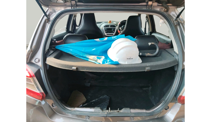 2016 Tata Tiago XT PETROL, Petrol, Manual, 2,18,650 km, exterior