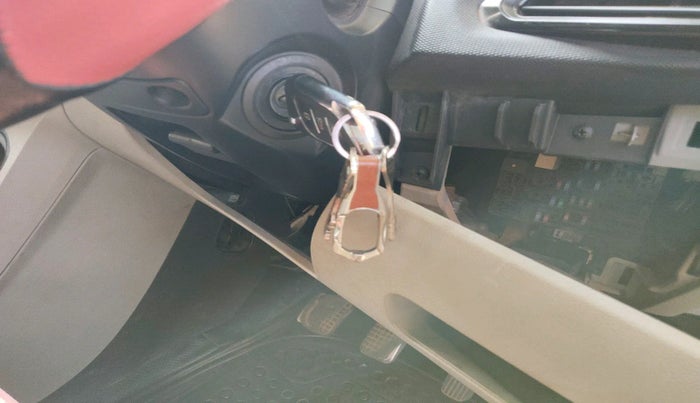 2016 Tata Tiago XT PETROL, Petrol, Manual, 2,18,650 km, interior