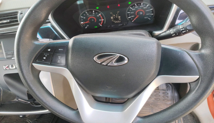 2016 Mahindra Kuv100 K8 D 5 STR, Diesel, Manual, 72,694 km, interior