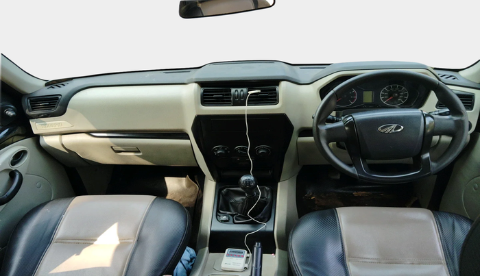 2015 Mahindra Scorpio S4, Diesel, Manual, 1,05,409 km, interior