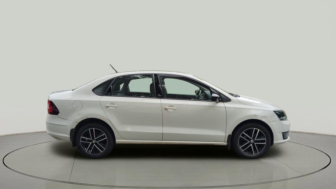 2019 Skoda Rapid STYLE 1.6 MPI, Petrol, Manual, 44,835 km, exterior