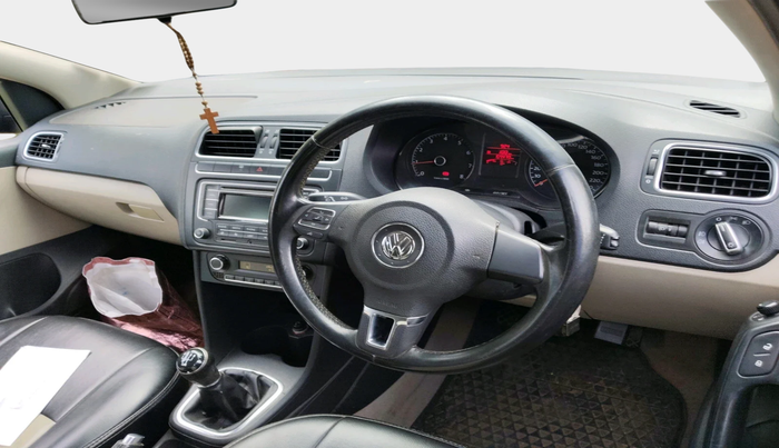 2013 Volkswagen Polo HIGHLINE1.2L, Petrol, Manual, 64,470 km, interior