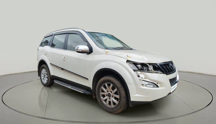2016 Mahindra XUV500 W10 AWD AT, Diesel, Automatic, 38,092 km, exterior
