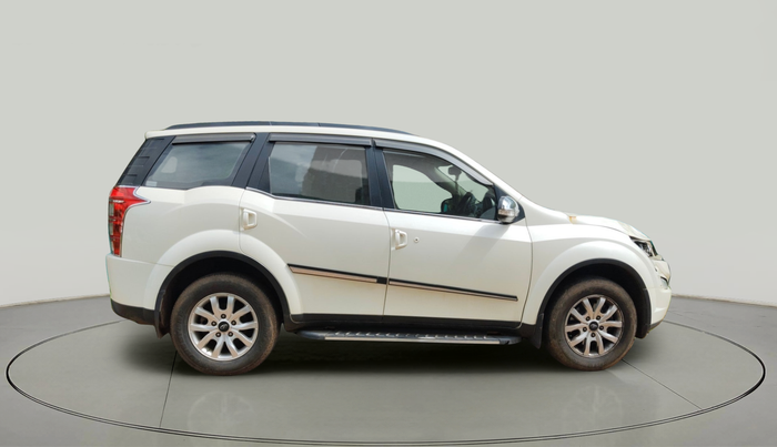 2016 Mahindra XUV500 W10 AWD AT, Diesel, Automatic, 38,092 km, exterior