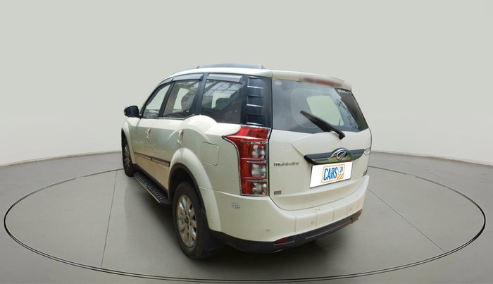 2016 Mahindra XUV500 W10 AWD AT, Diesel, Automatic, 38,092 km, exterior