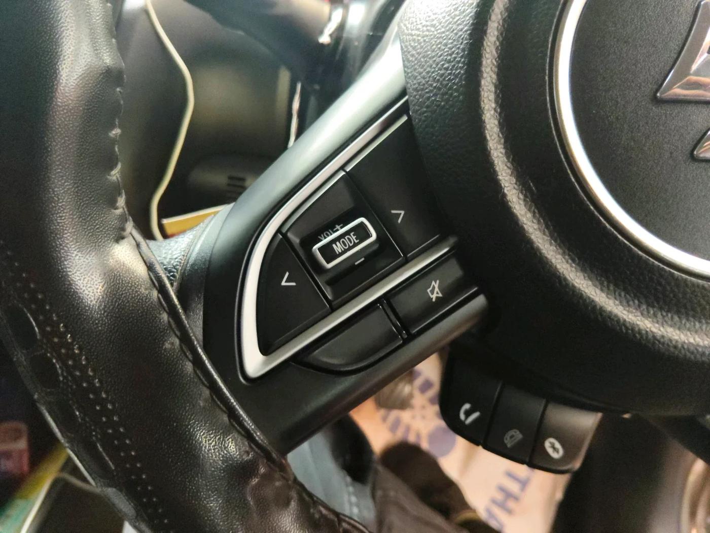 2024 Maruti Swift VXI, Petrol, Manual, 57,255 km, interior
