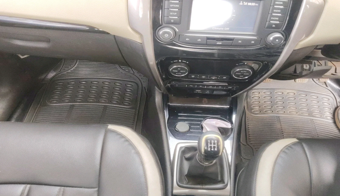 2016 Tata Zest XE PETROL, Petrol, Manual, 80,061 km, interior