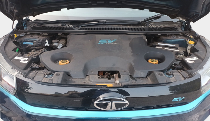 2020 Tata NEXON EV XZ PLUS LUX, Electric, Automatic, 60,087 km, exterior