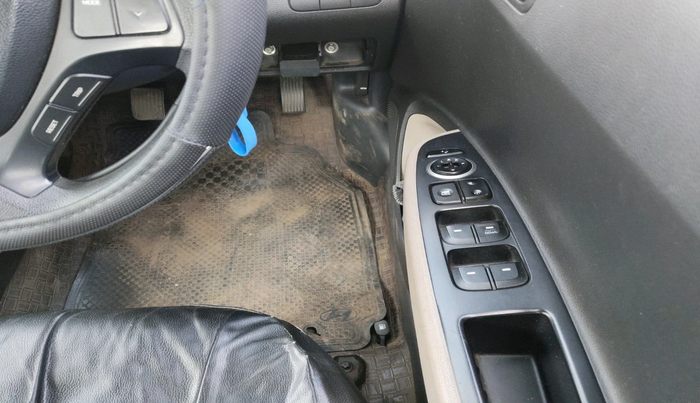 2015 Hyundai Grand i10 SPORTZ 1.2 KAPPA VTVT, Petrol, Manual, 82,121 km, interior