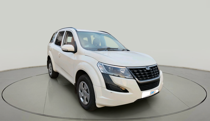 2018 Mahindra XUV500 W5, Diesel, Manual, 42,801 km, exterior
