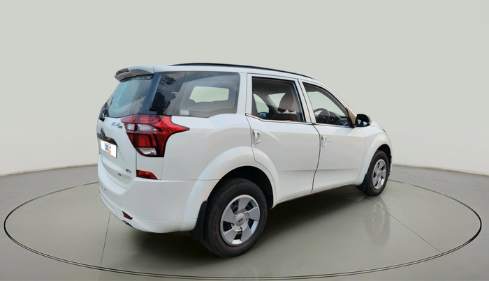 2018 Mahindra XUV500 W5, Diesel, Manual, 42,801 km, exterior