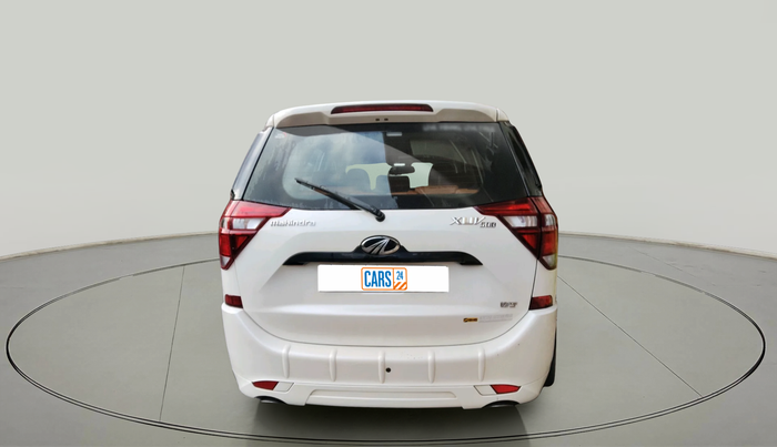 2018 Mahindra XUV500 W5, Diesel, Manual, 42,801 km, exterior