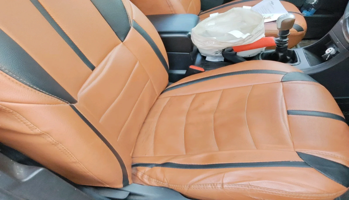 2018 Mahindra XUV500 W5, Diesel, Manual, 42,801 km, interior