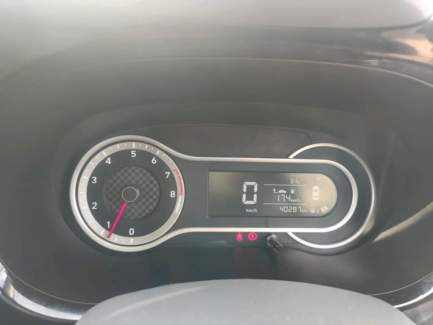 2021 Hyundai GRAND I10 NIOS SPORTZ 1.2 KAPPA VTVT, Petrol, Manual, 42,000 km, interior