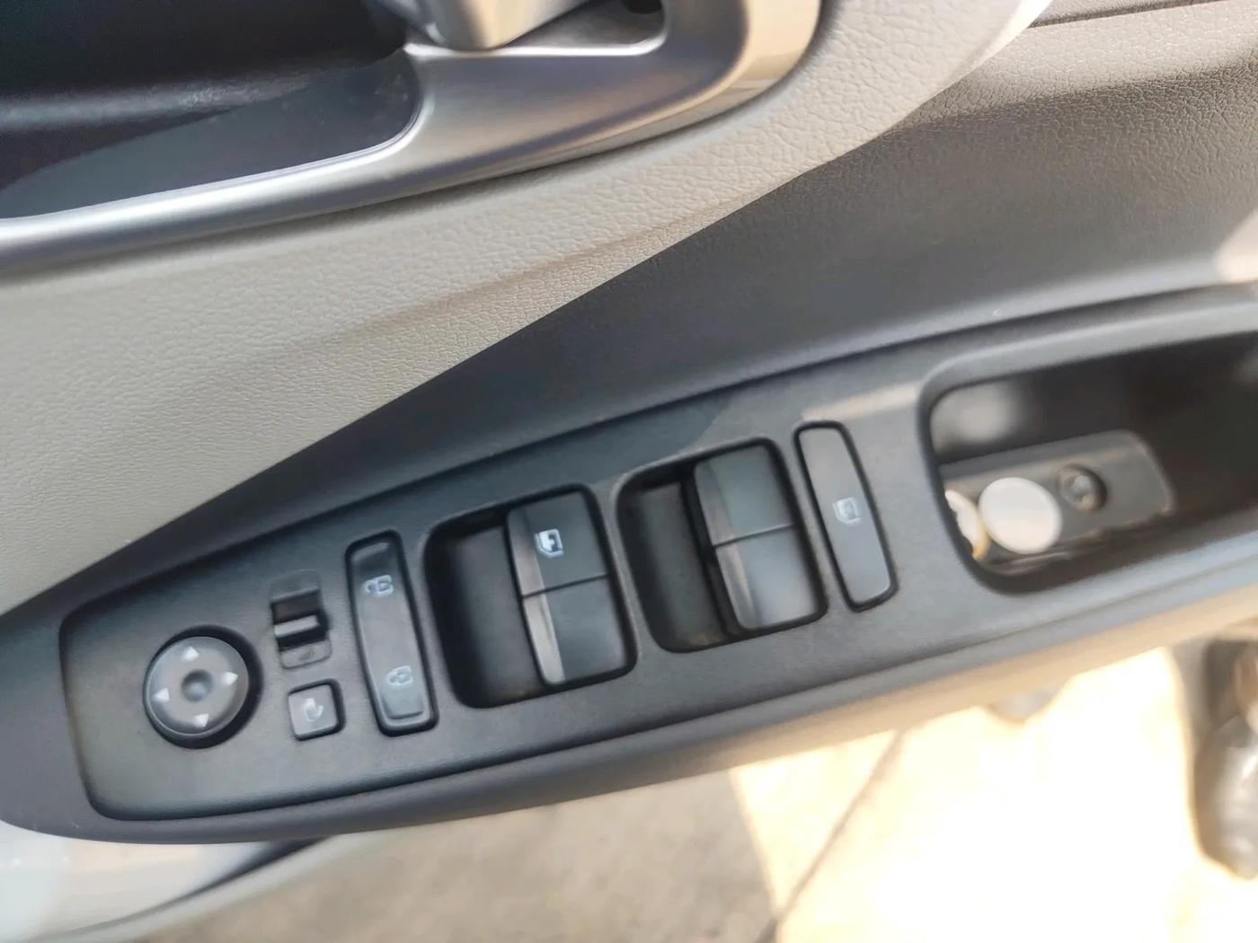 2021 Hyundai GRAND I10 NIOS SPORTZ 1.2 KAPPA VTVT, Petrol, Manual, 42,000 km, interior