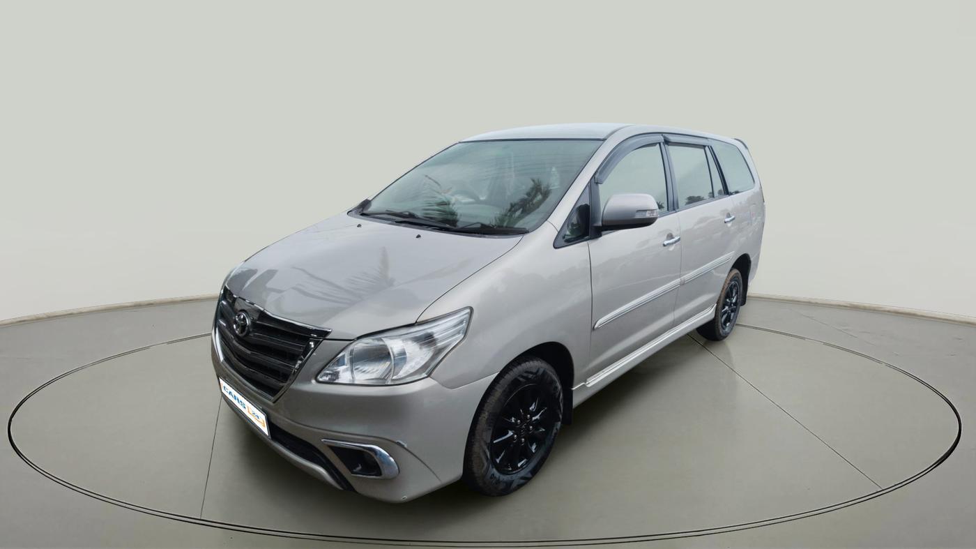 2012 Toyota Innova VX 2.5 7 STR, Diesel, Manual, 1,33,260 km, exterior