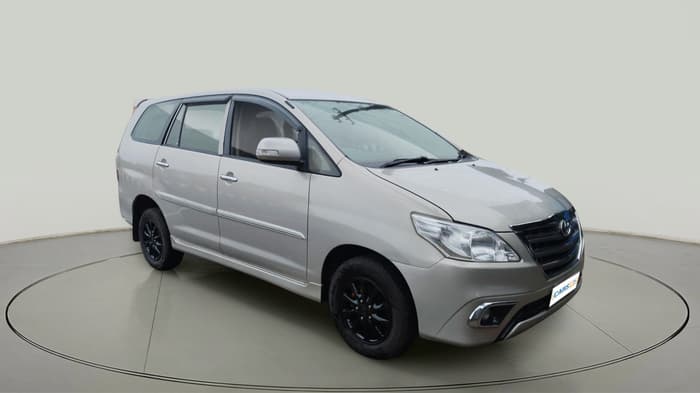 Used 2012 Toyota Innova VX 2.5 7 STR Manual | Cars24