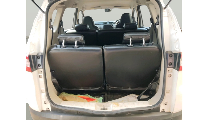 2019 Renault TRIBER RXT, Petrol, Manual, 55,051 km, exterior