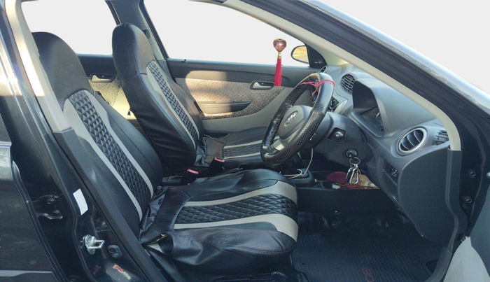 2017 Maruti Alto 800 LXI, Petrol, Manual, 93,920 km, interior