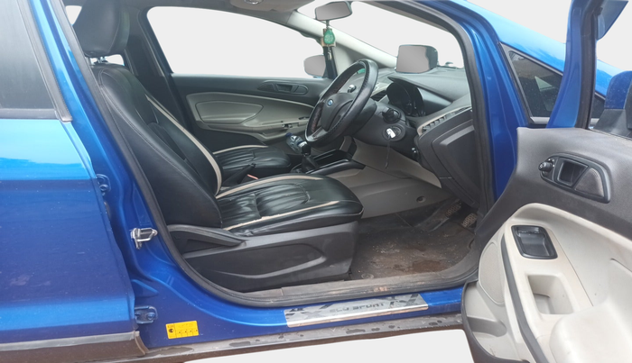 2013 Ford Ecosport AMBIENTE 1.5L PETROL, Petrol, Manual, 1,31,339 km, interior