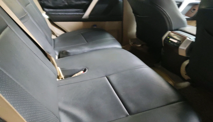 2010 Toyota Land Cruiser Prado VX L, Diesel, Automatic, 1,68,875 km, interior