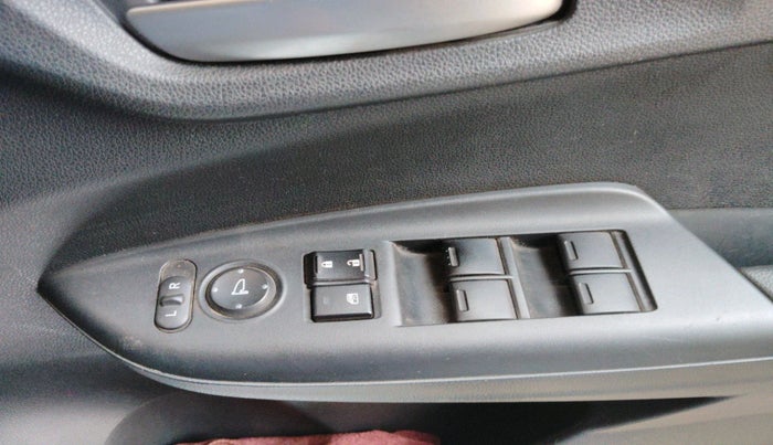 2018 Honda WR-V 1.5L I-DTEC S MT, Diesel, Manual, 78,925 km, interior