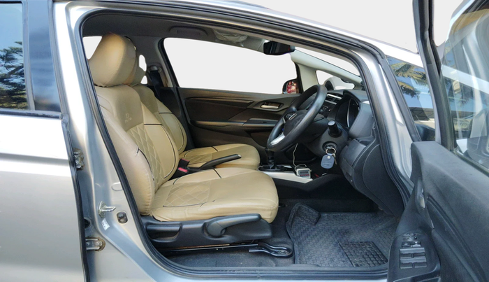 2018 Honda WR-V 1.5L I-DTEC S MT, Diesel, Manual, 78,925 km, interior