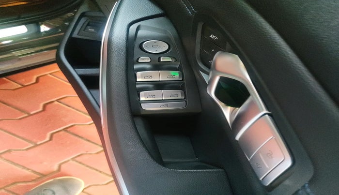 2023 BMW 3 Series M340i Xdrive, Petrol, Automatic, 9,571 km, interior