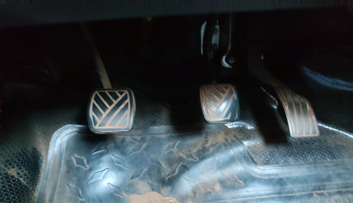 2016 Maruti Swift LXI (O), Petrol, Manual, 1,04,023 km, interior