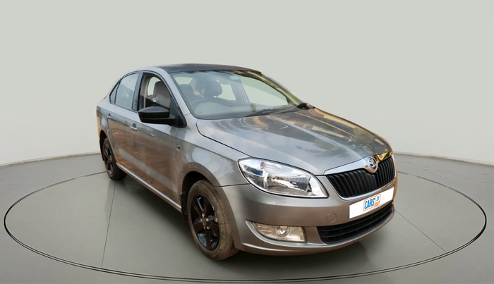 2015 Skoda Rapid AMBITION 1.5 TDI, Diesel, Manual, 1,44,042 km, exterior