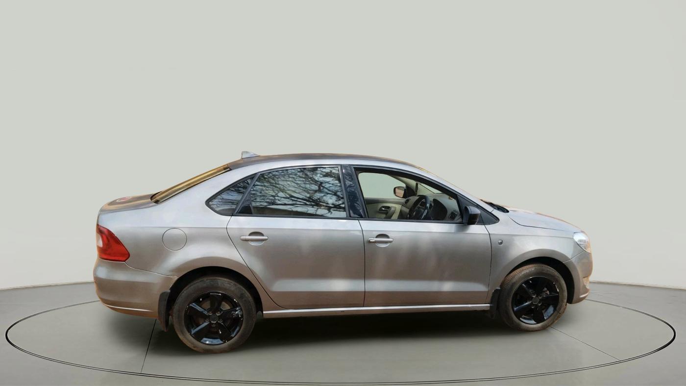 2015 Skoda Rapid AMBITION 1.5 TDI, Diesel, Manual, 1,44,042 km, exterior