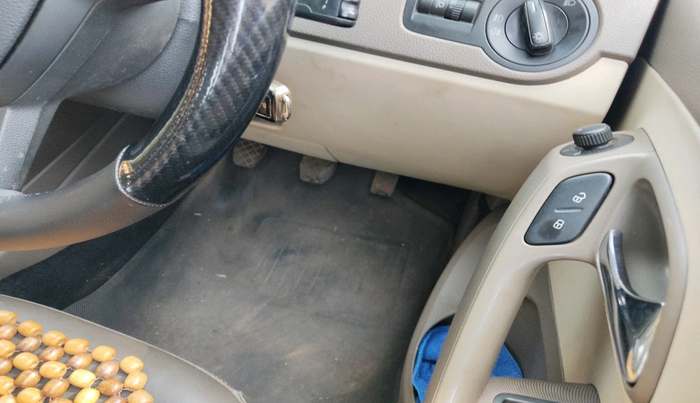 2015 Skoda Rapid AMBITION 1.5 TDI, Diesel, Manual, 1,44,042 km, interior