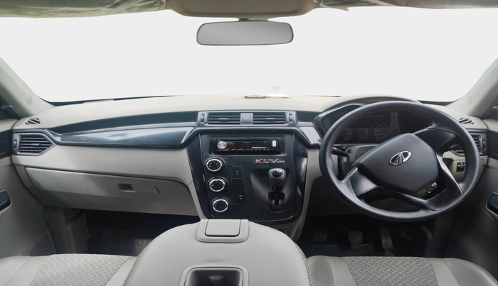 2017 Mahindra Kuv100 K4 6 STR, Petrol, Manual, 51,587 km, interior