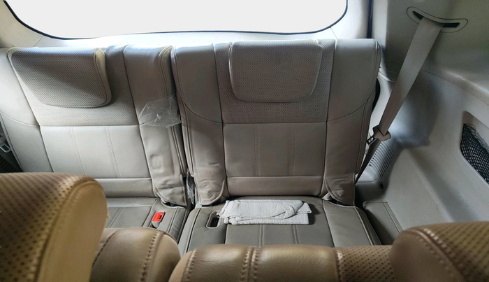 2015 Mahindra XUV500 W10, Diesel, Manual, 88,000 km, interior